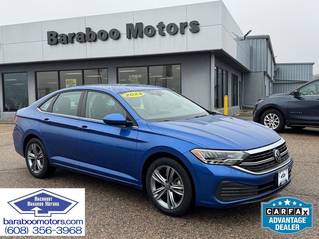 Rising Blue Metallic 2024 Volkswagen Jetta SE FWD Sedan Front-Wheel Drive 8-Speed Automatic