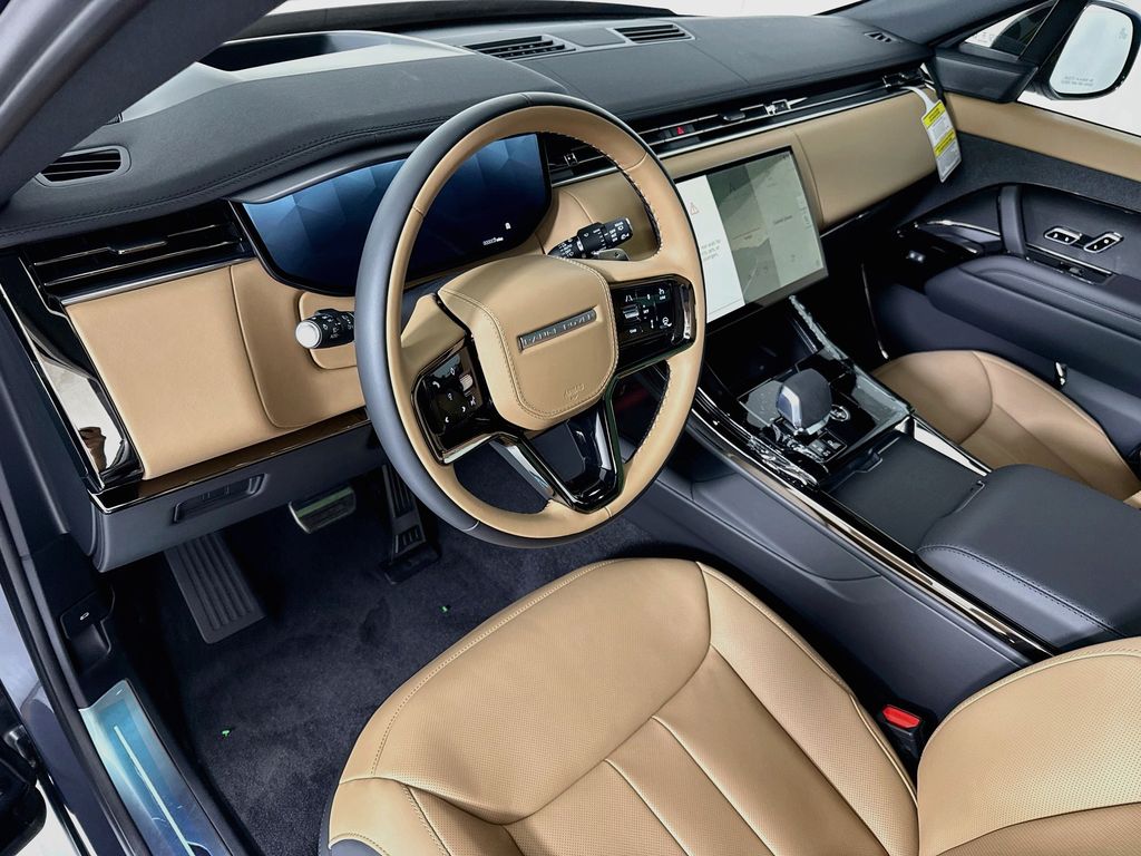Thumbnail: 2026 Land Rover Range Rover Sport - 10