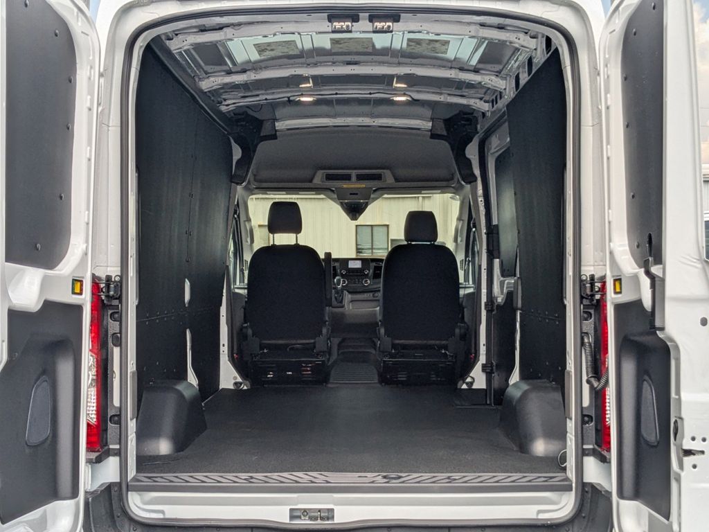 2025 Ford Transit 250