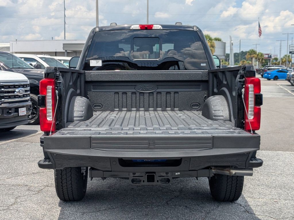 2025 Ford F-350 Super Duty Lariat