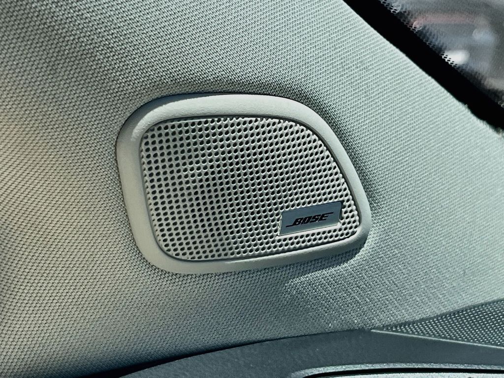 Used 2024 Blue Nissan SL image 19