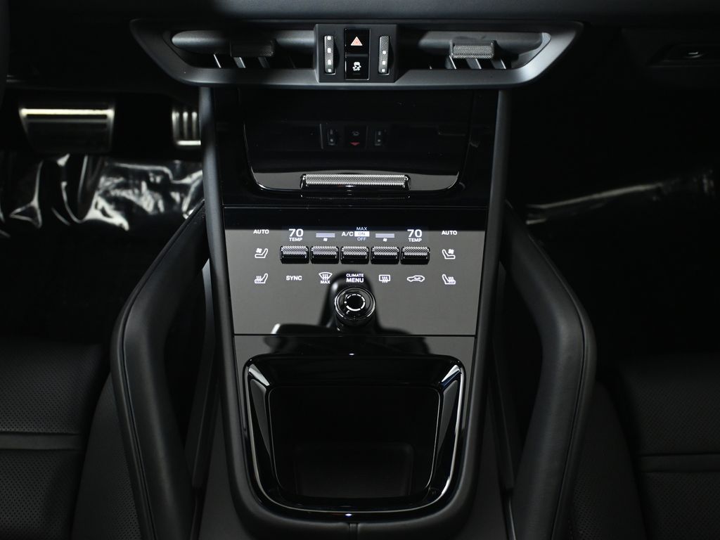 Thumbnail: 2026 Porsche  - 23