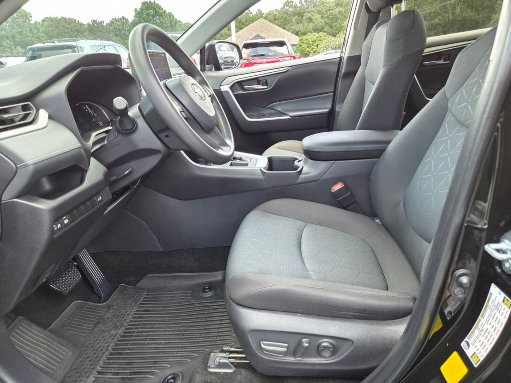 Used 2024 Toyota RAV4 SUV