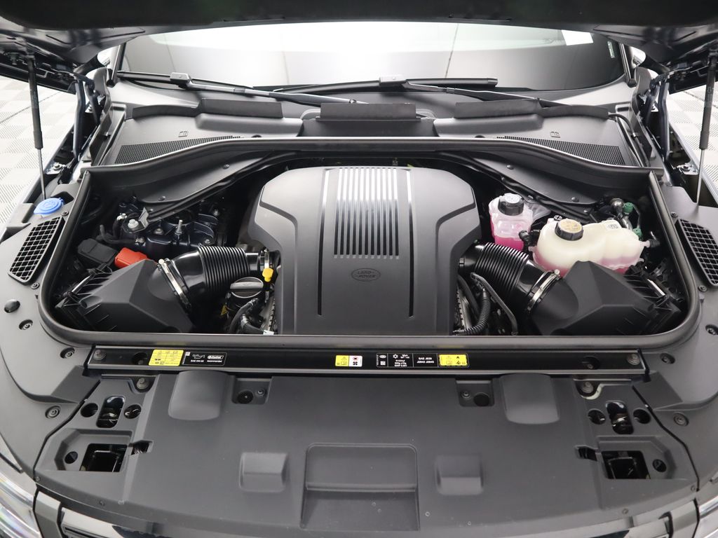Thumbnail: 2025 Land Rover Range Rover Sport - 30