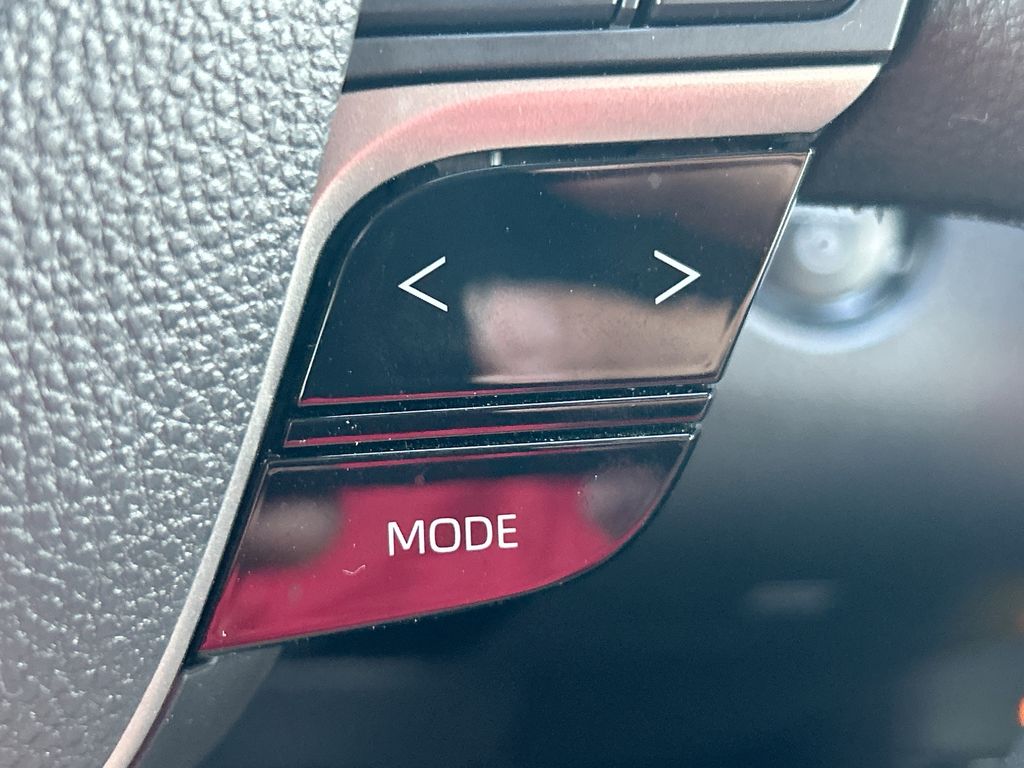 Thumbnail: 2025 Toyota Camry - 17