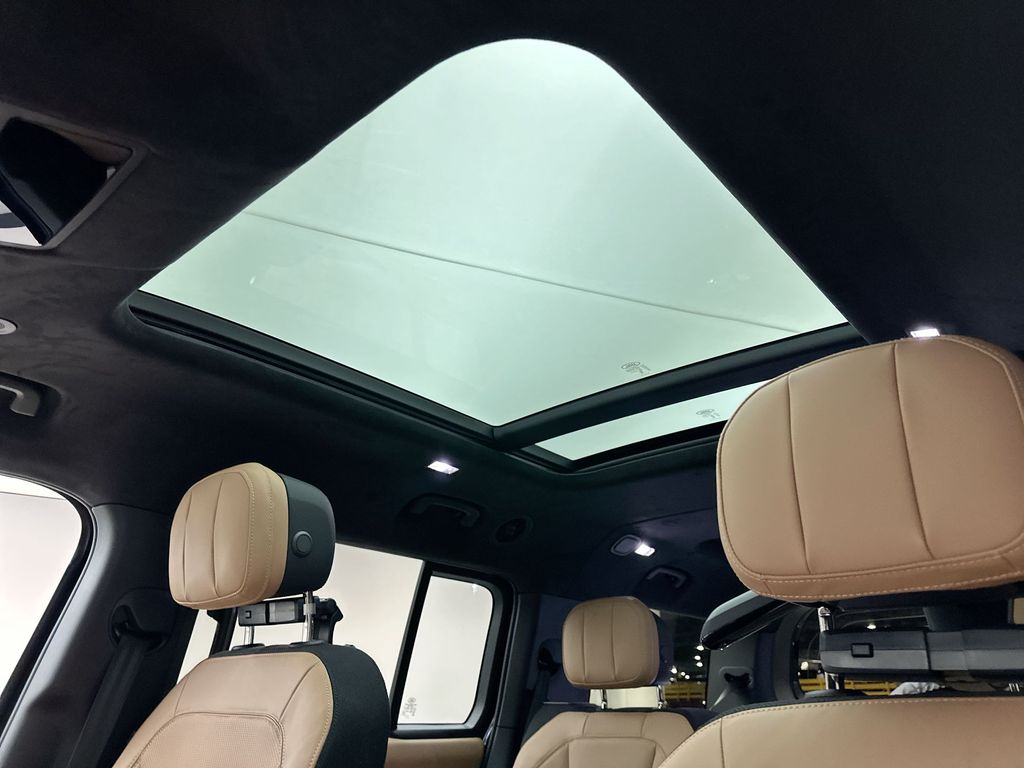 Thumbnail: 2026 Land Rover Defender - 11