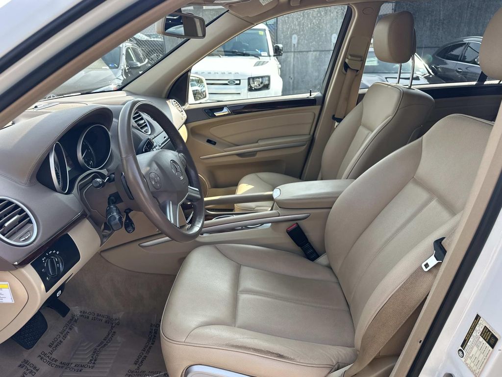 Thumbnail: 2012 Mercedes-Benz GL-Class - 15
