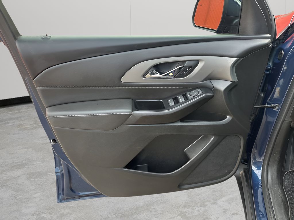 Used Car 2023 Chevrolet Traverse  Lt For Sale Under $25,000 In Austin, Texas