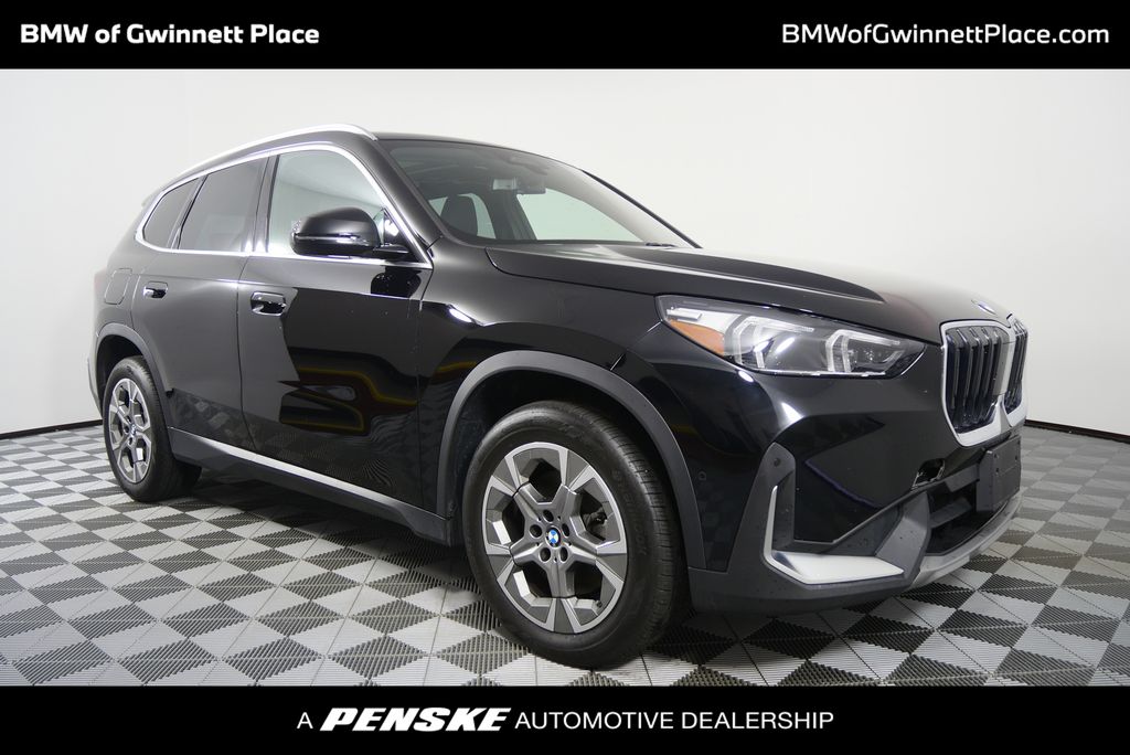 Thumbnail: 2023 BMW X1 - 1