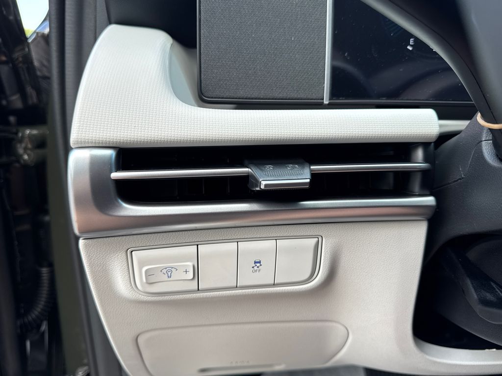New 2026 Green Hyundai SE image 21