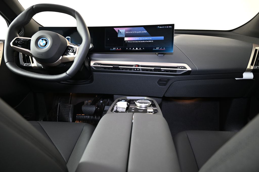 2025 BMW iX xDrive50 16