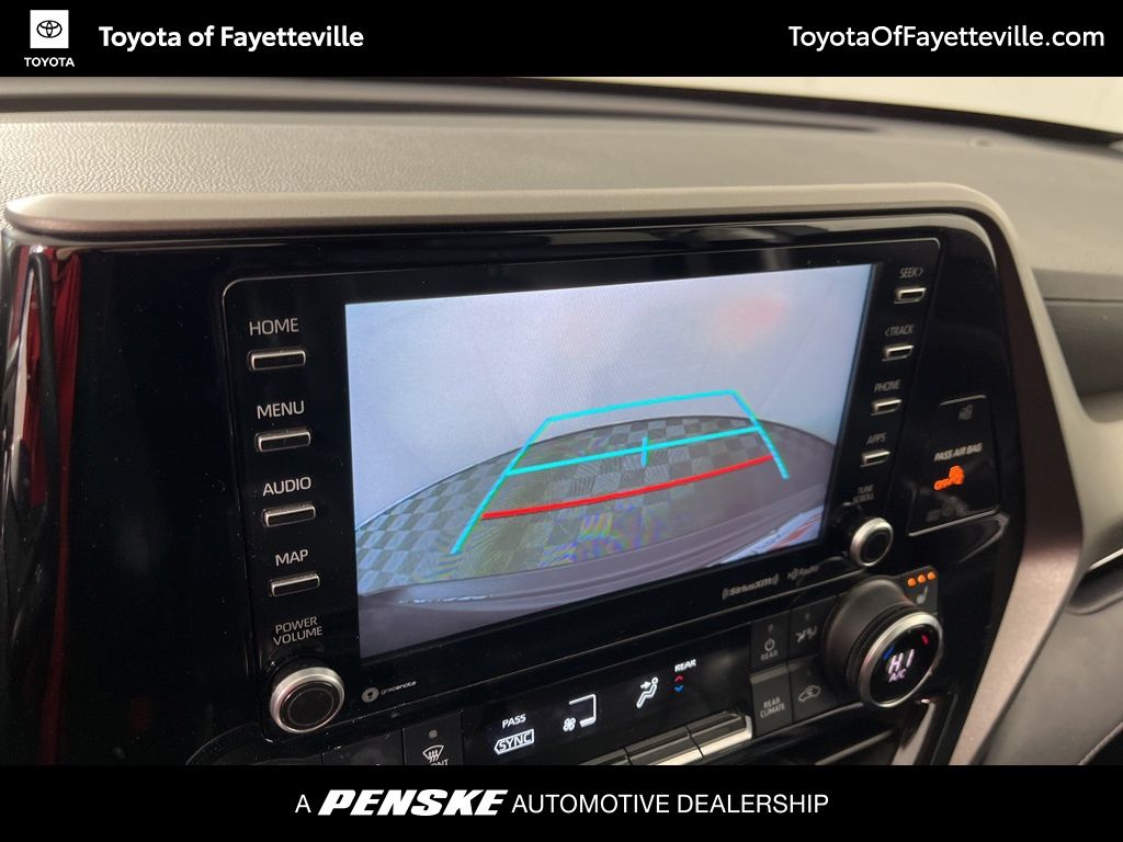 Thumbnail: 2021 Toyota Highlander - 31