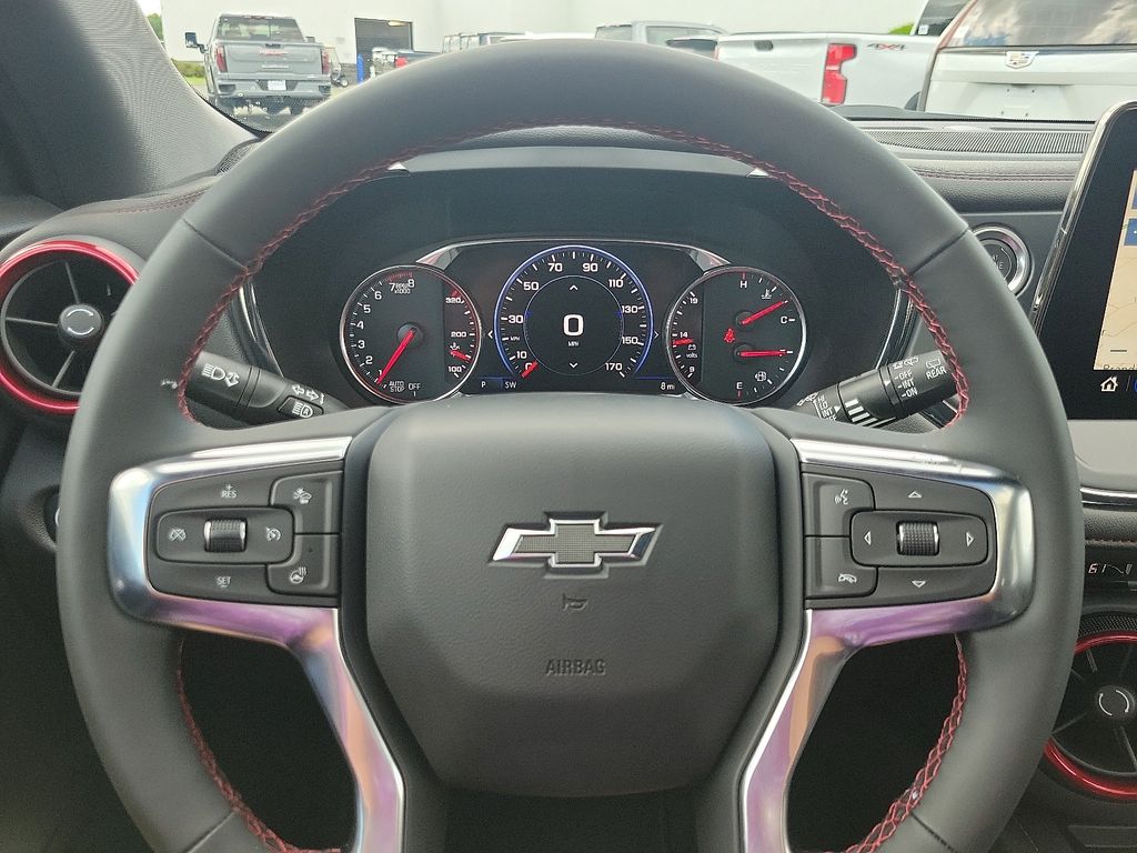 Thumbnail: 2025 Chevrolet Blazer - 7
