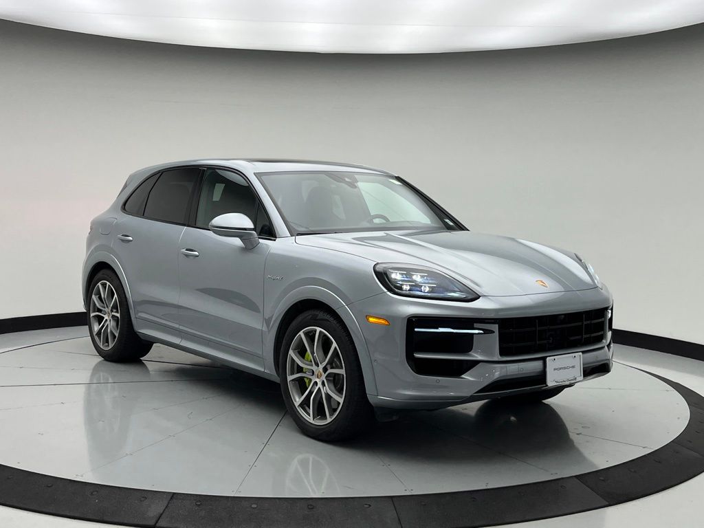 Thumbnail: 2024 Porsche Cayenne - 7