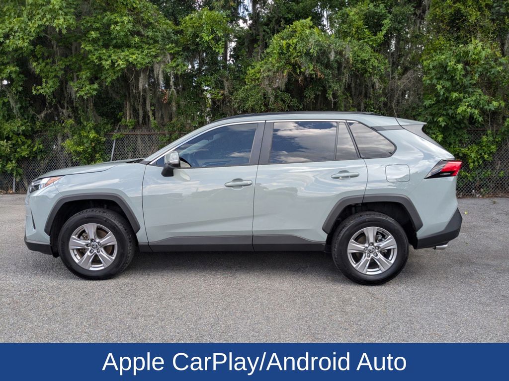 2022 Toyota RAV4 XLE
