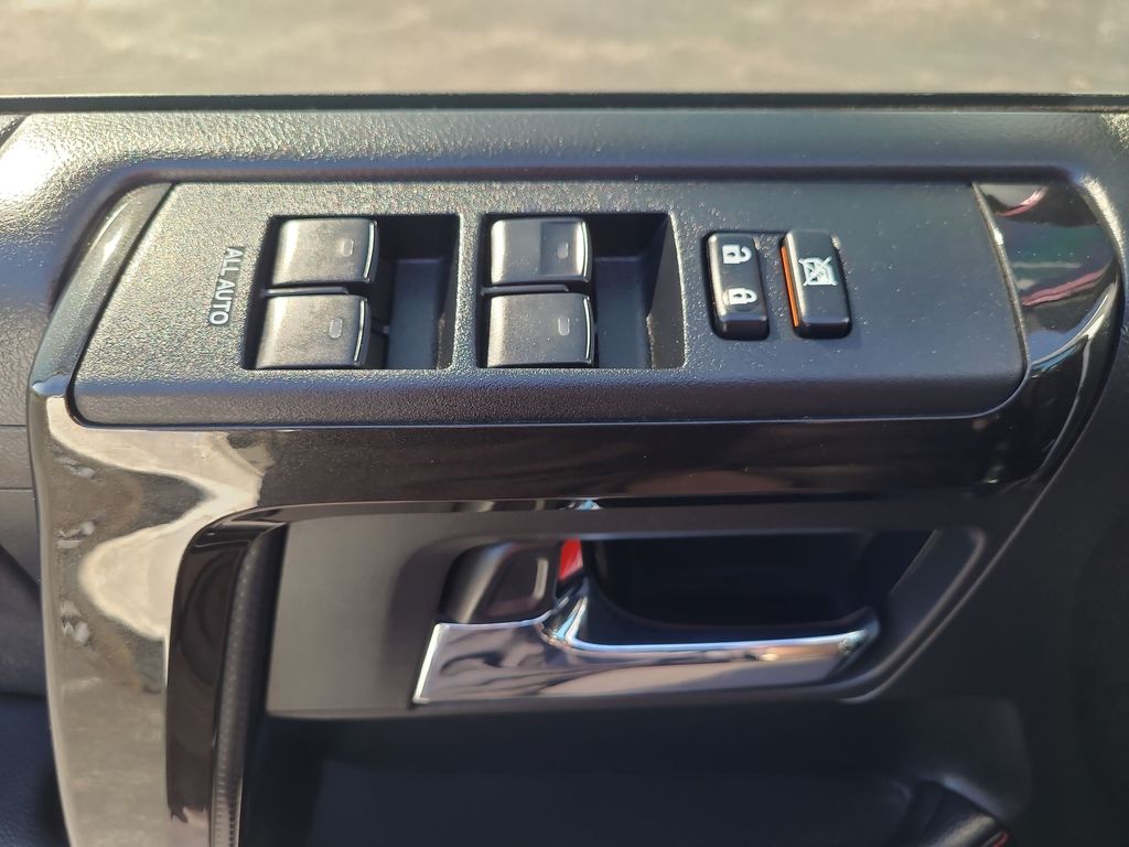 2018 Toyota 4Runner TRD Off Road 11