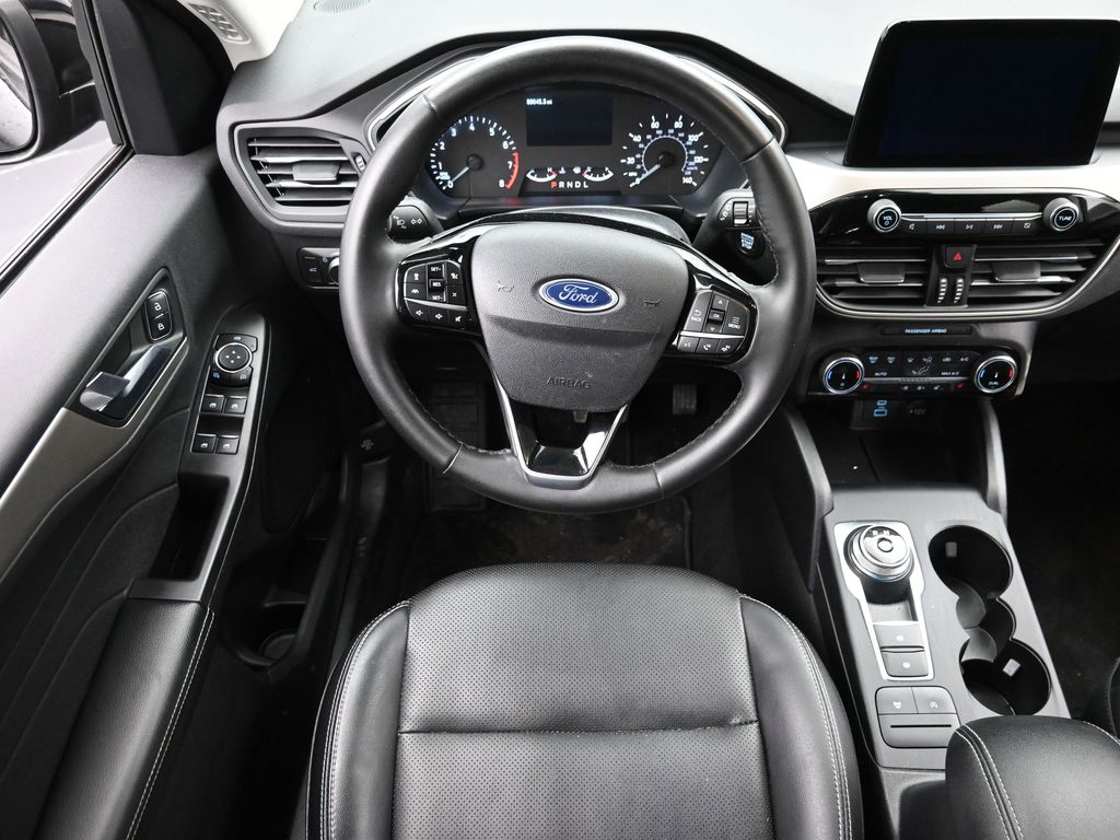 Certified Used 2022 Black Ford SEL image 11