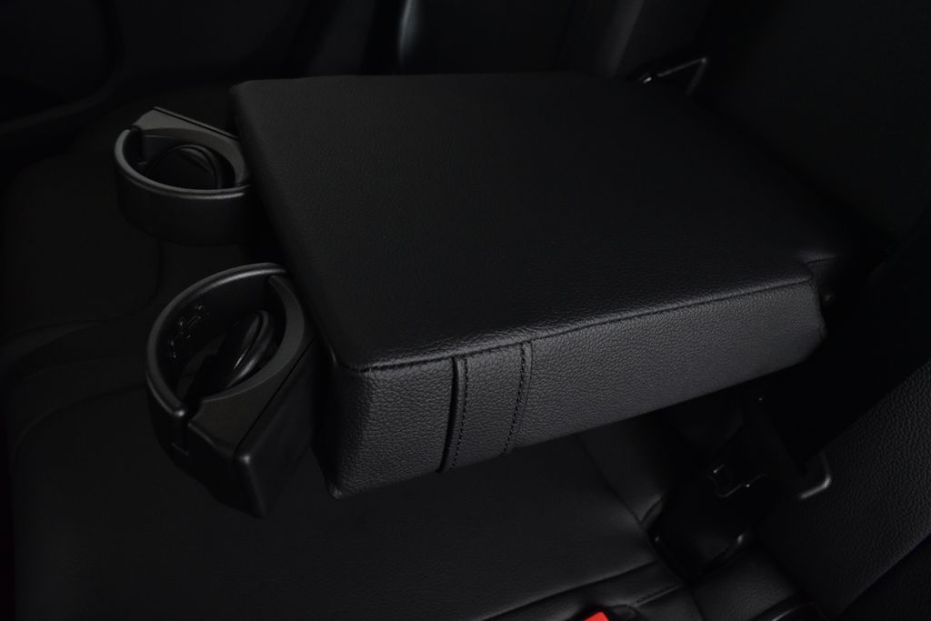 Thumbnail: 2025 Mercedes-Benz GLB - 30