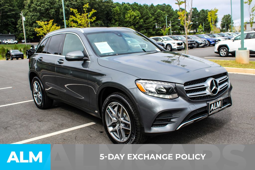 2019 Mercedes Benz GLC 300 photo 3