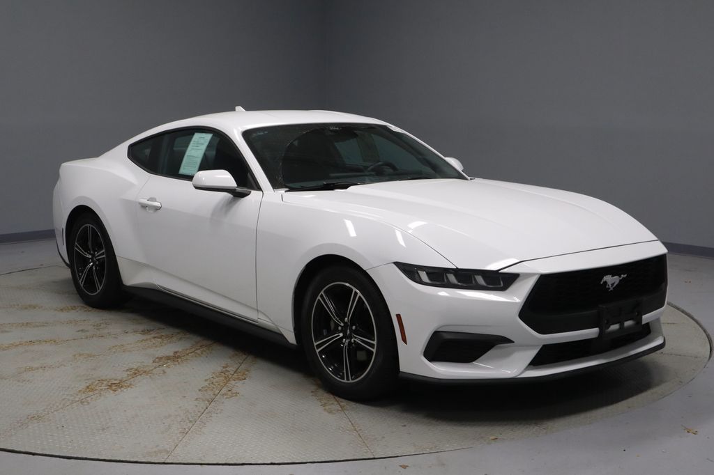 2024 Ford Mustang EcoBoost Fastback RWD