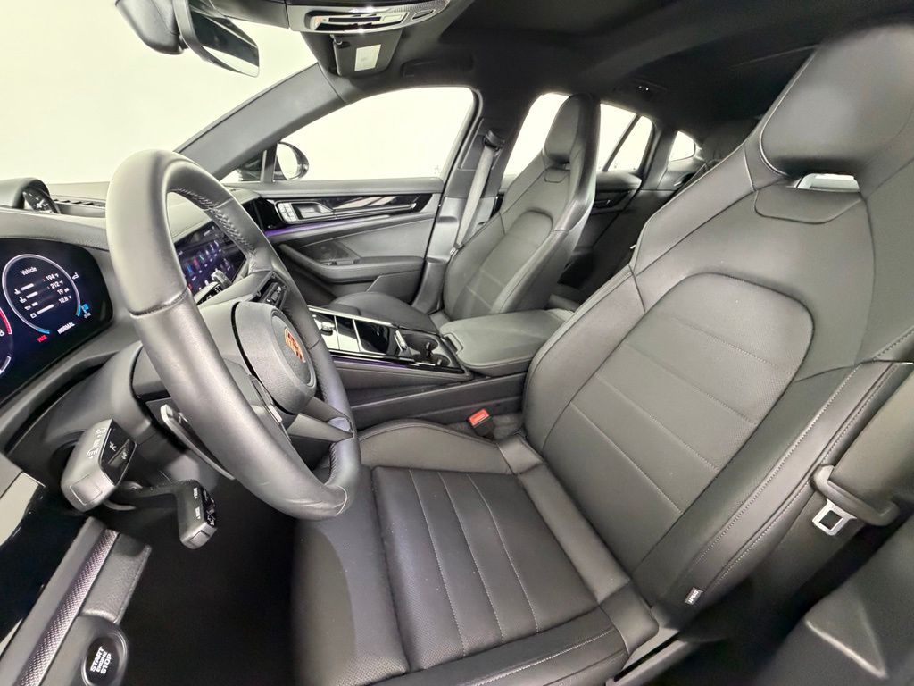 Thumbnail: 2026 Porsche Panamera - 5