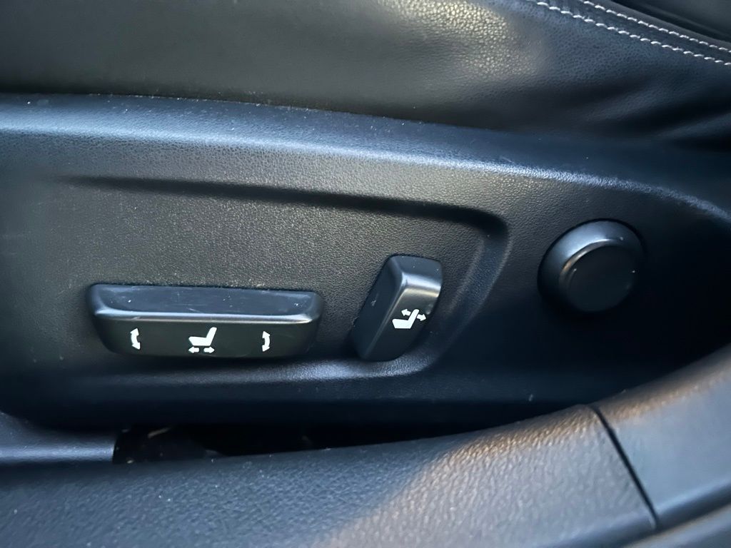 Thumbnail: 2014 Lexus IS - 16