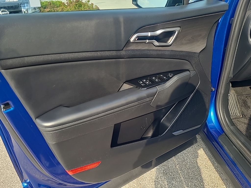 used 2024 Kia Sportage car, priced at $27,613