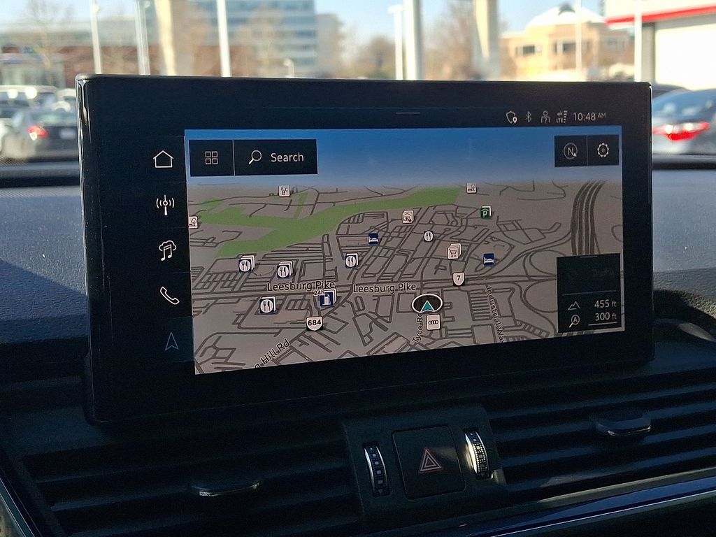 Thumbnail: 2024 Audi SQ5 - 17