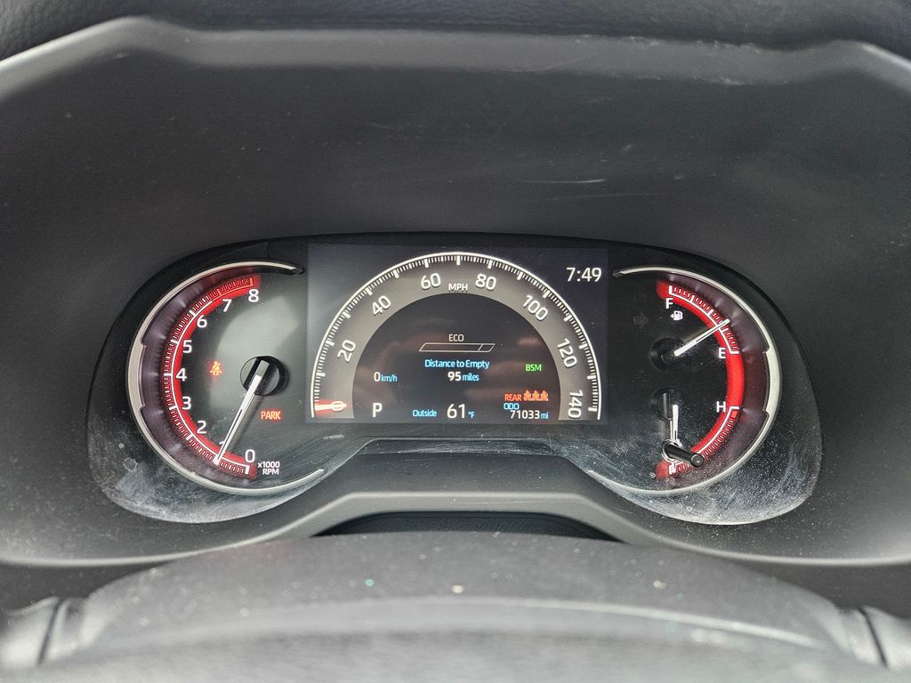 2022 Toyota RAV4 Limited 24