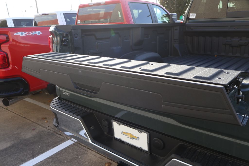 Thumbnail: 2026 Chevrolet Silverado 2500 - 11