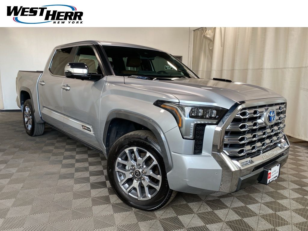 Tundra　英語版 Pre-Owned 2024 Toyota Tundra Hybrid 1794 Edition 4D Crew Cab in