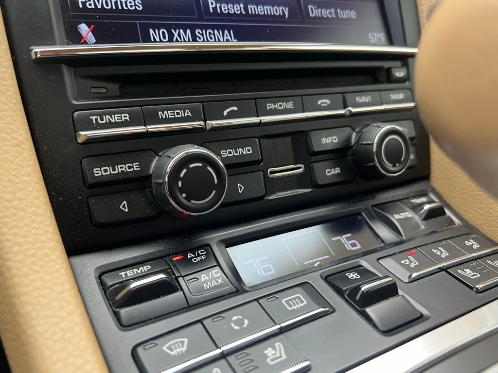 Thumbnail: 2012 Porsche 911 - 12