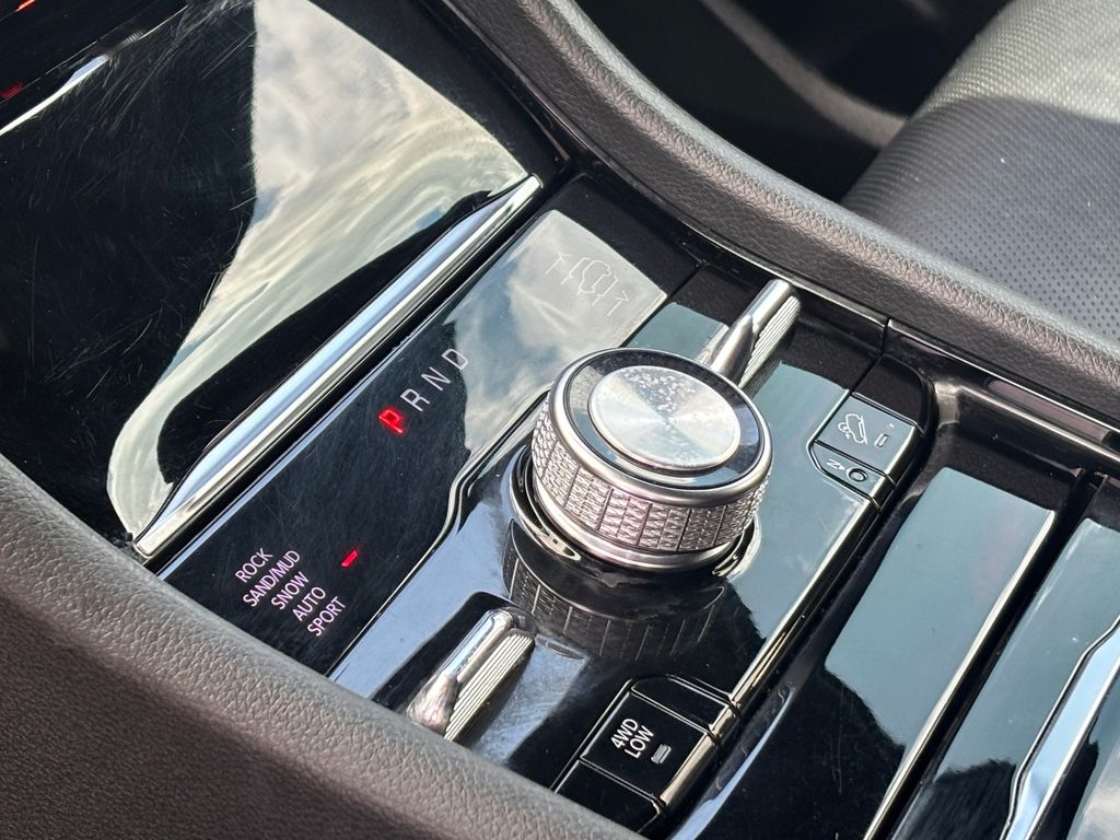 Used Car 2022 Jeep Grand Cherokee L  Overland For Sale Under $35,000 In Austin, Texas