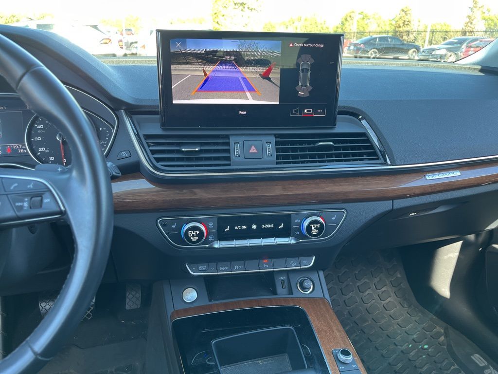 Thumbnail: 2023 Audi Q5 - 18