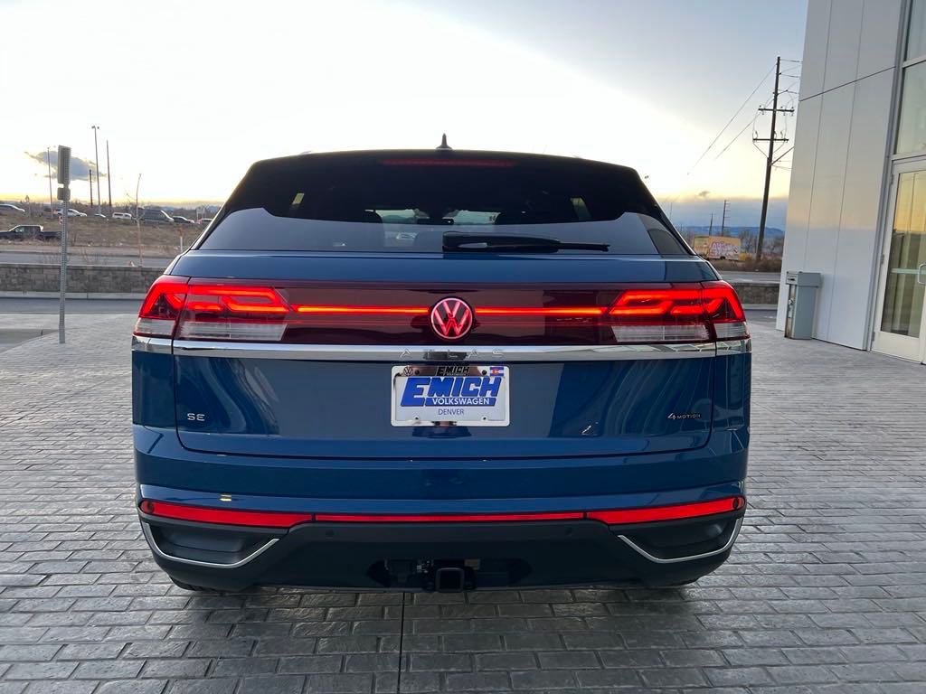 2025 Volkswagen Atlas Cross Sport 2.0T SE w/Technology photo