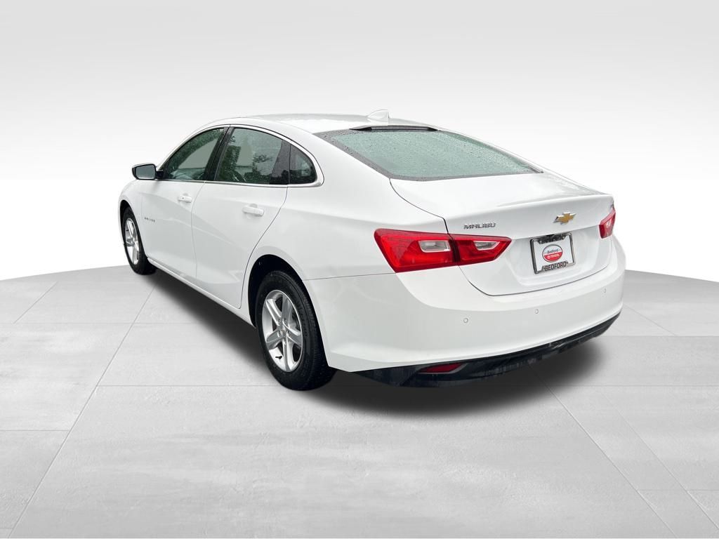 2024 Chevrolet Malibu LT 3