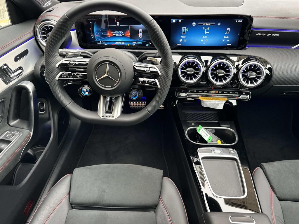 Thumbnail: 2025 Mercedes-Benz CLA - 20