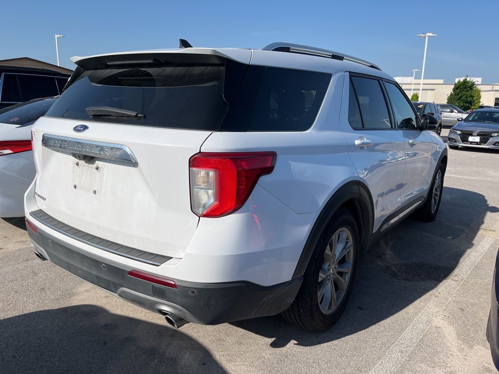 2021 Ford Explorer Limited 3
