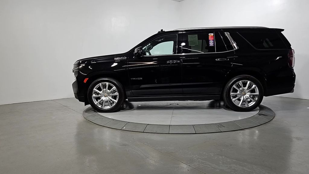 Used 2024 Black Chevrolet High Country image 2