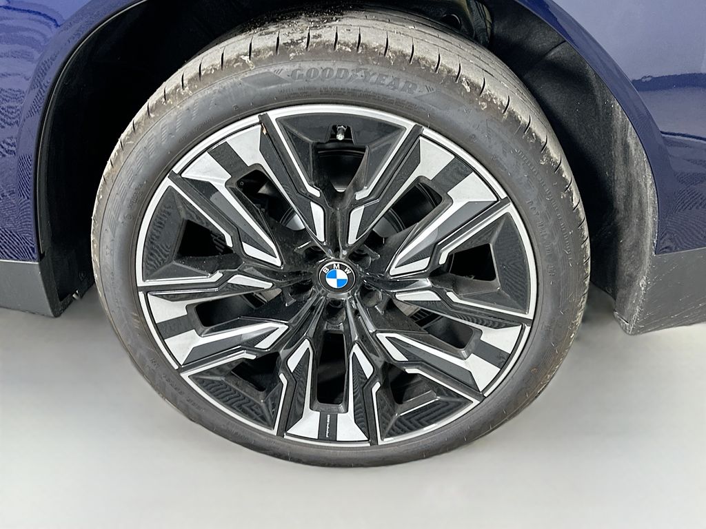 Thumbnail: 2026 BMW X3 - 23