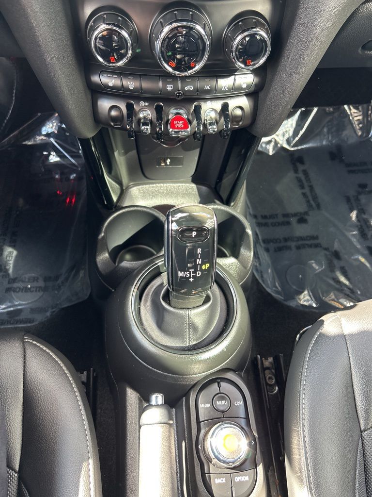 2021 MINI Cooper S 8