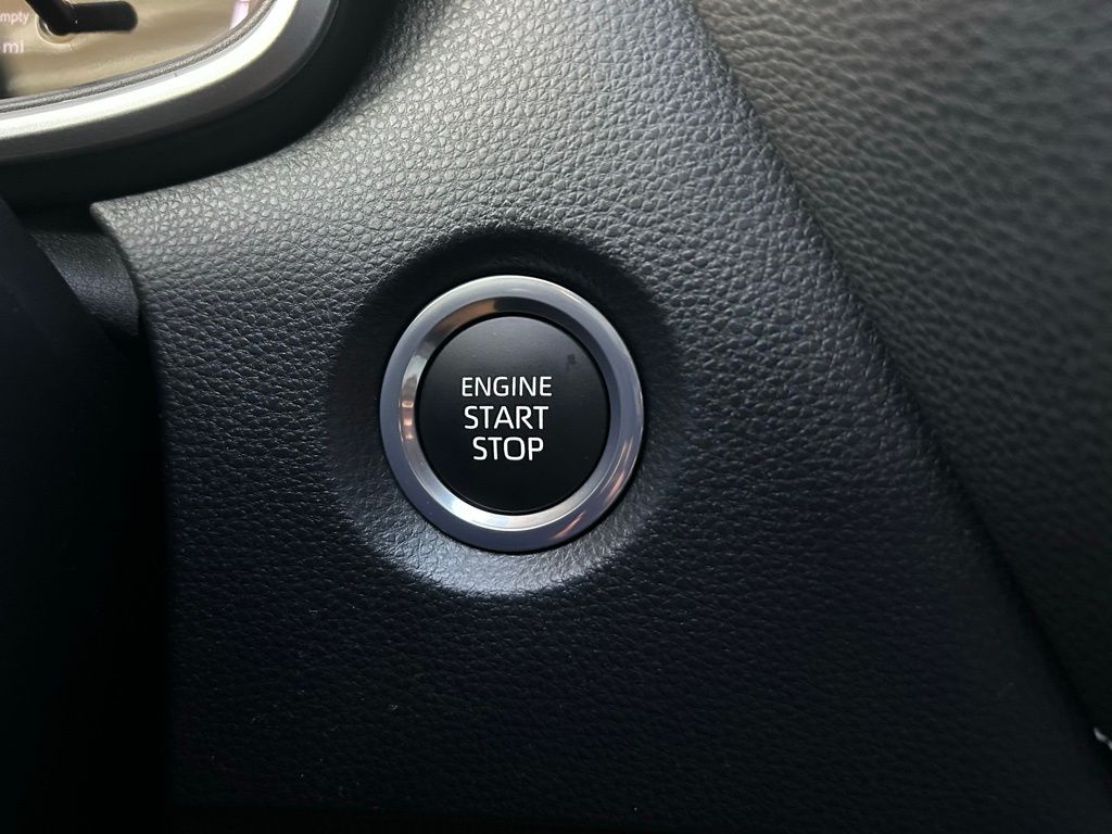 Thumbnail: 2024 Toyota Corolla - 28