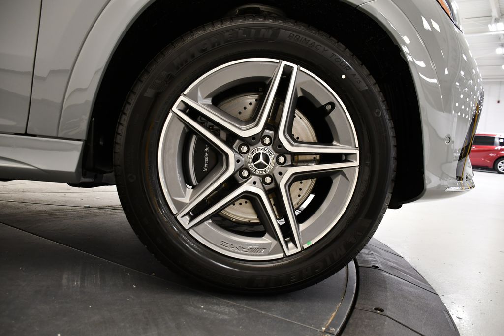 Thumbnail: 2026 Mercedes-Benz GLE - 16