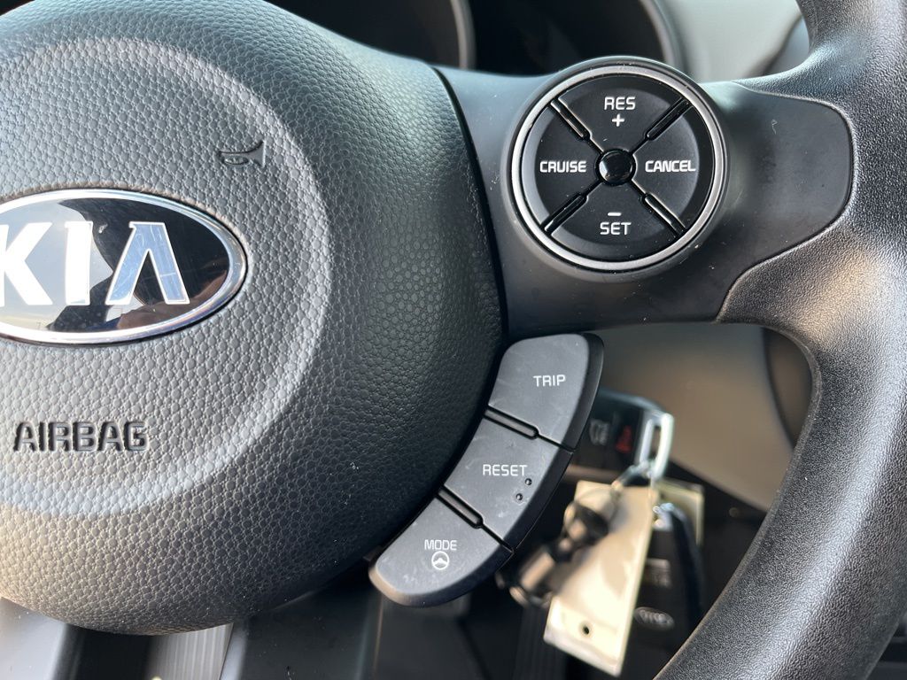2016 Kia Soul S 21