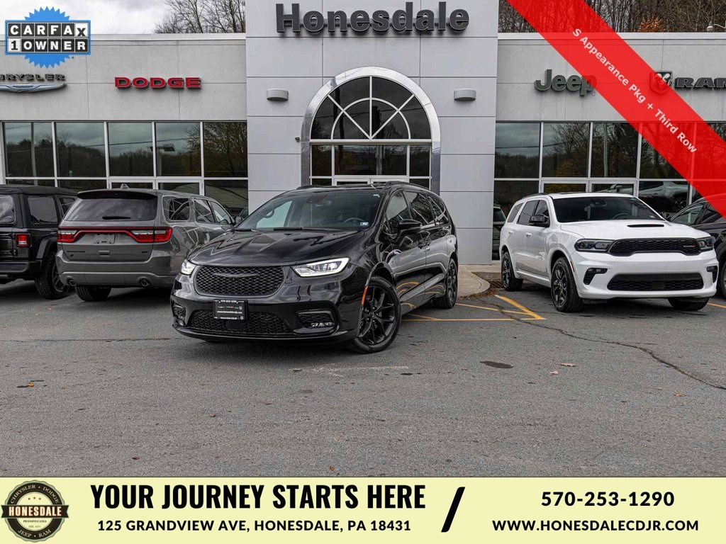 2023 Chrysler Pacifica Touring L FWD