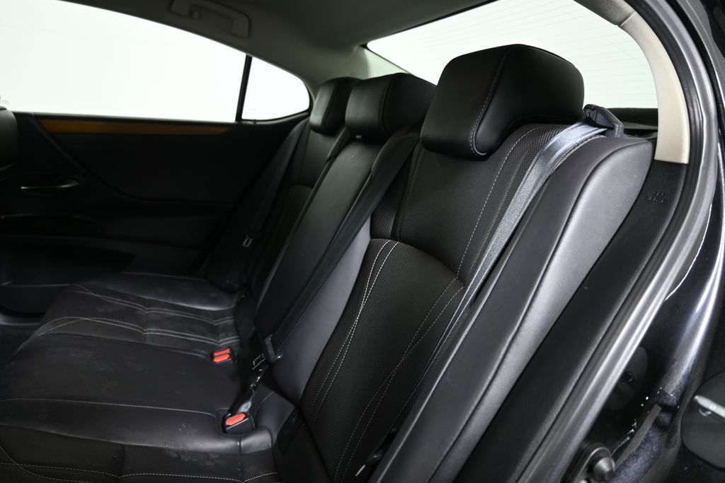 Thumbnail: 2019 Lexus ES - 5