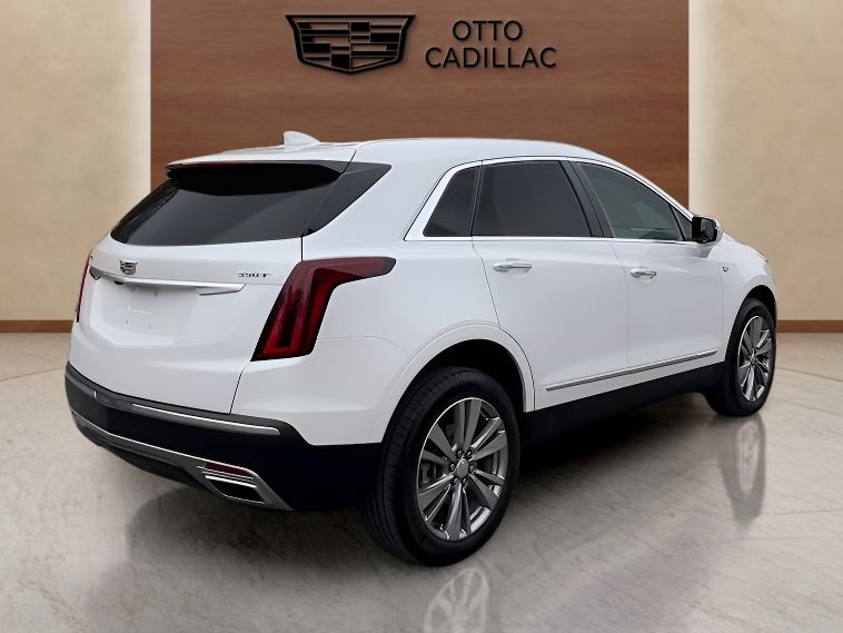 used 2023 Cadillac XT5 car, priced at $31,450