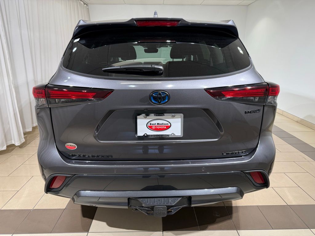 2024 Toyota Highlander Limited 4