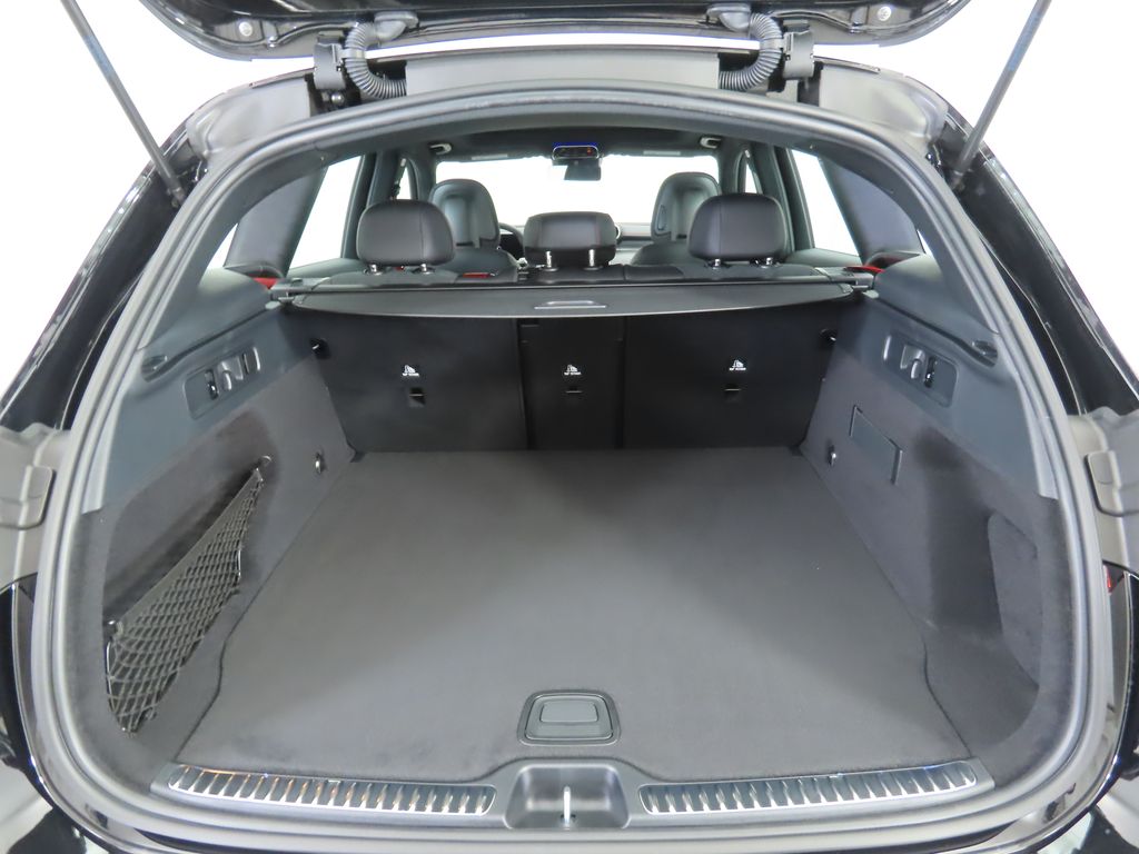 Thumbnail: 2026 Mercedes-Benz GLC - 28