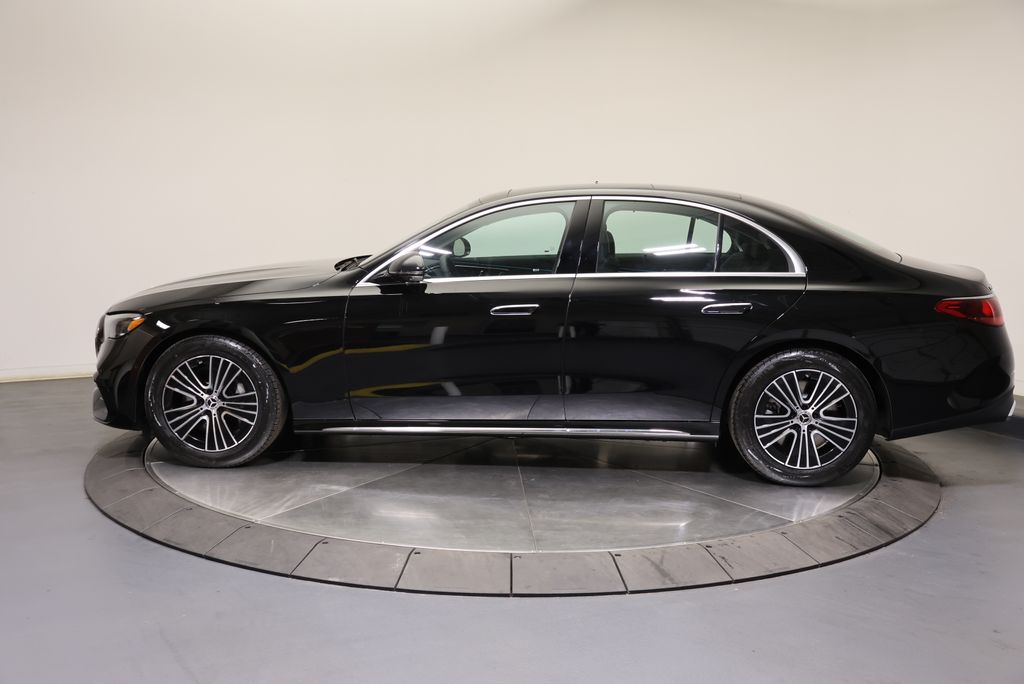 Thumbnail: 2027 Mercedes-Benz E-Class - 4